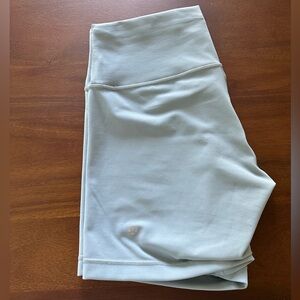 Wunder Train High-Rise Short 6”